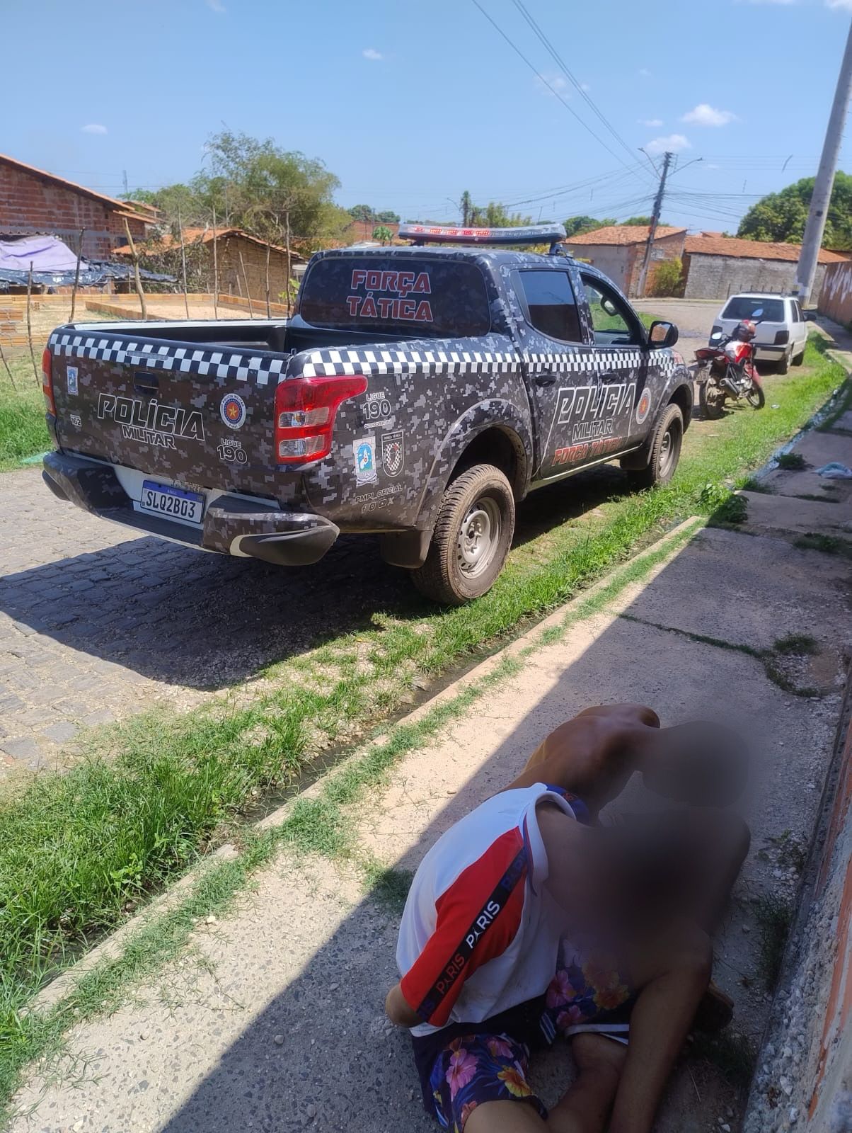 Polícia Militar prende dupla e recupera 4 motocicletas roubadas na zona