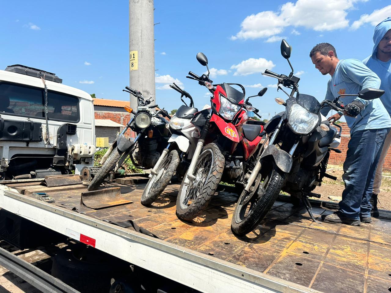 Polícia Militar Prende Dupla E Recupera 4 Motocicletas Roubadas Na Zona ...