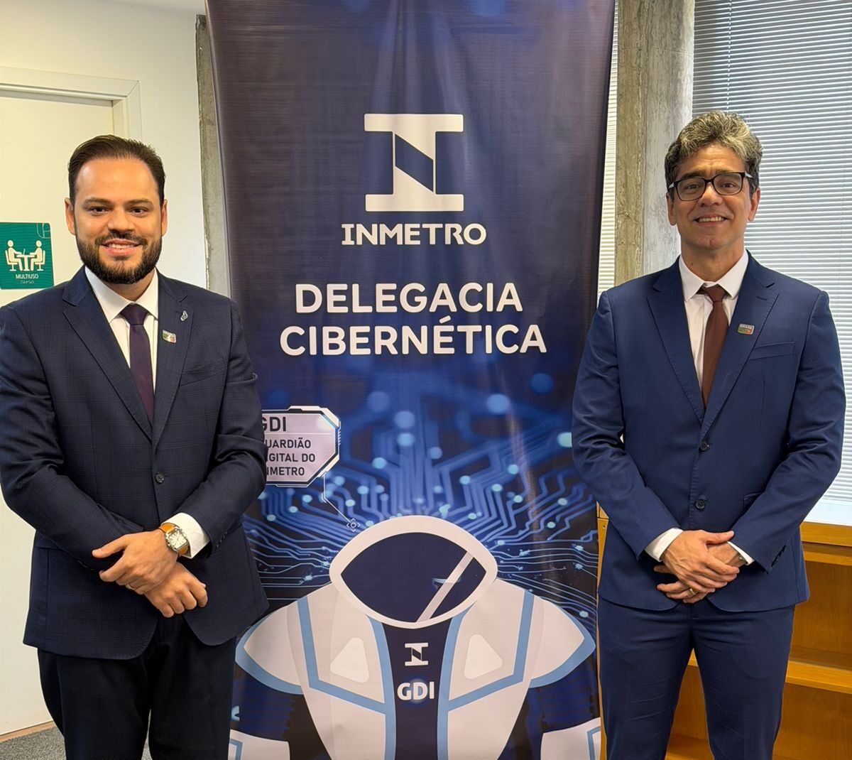 f9198d46-6701-4cc0-83d8-140401783ac0